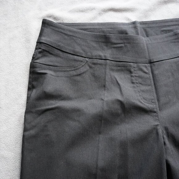 ALIA, Size 16, Lot #:44 - Picture 5 of 8